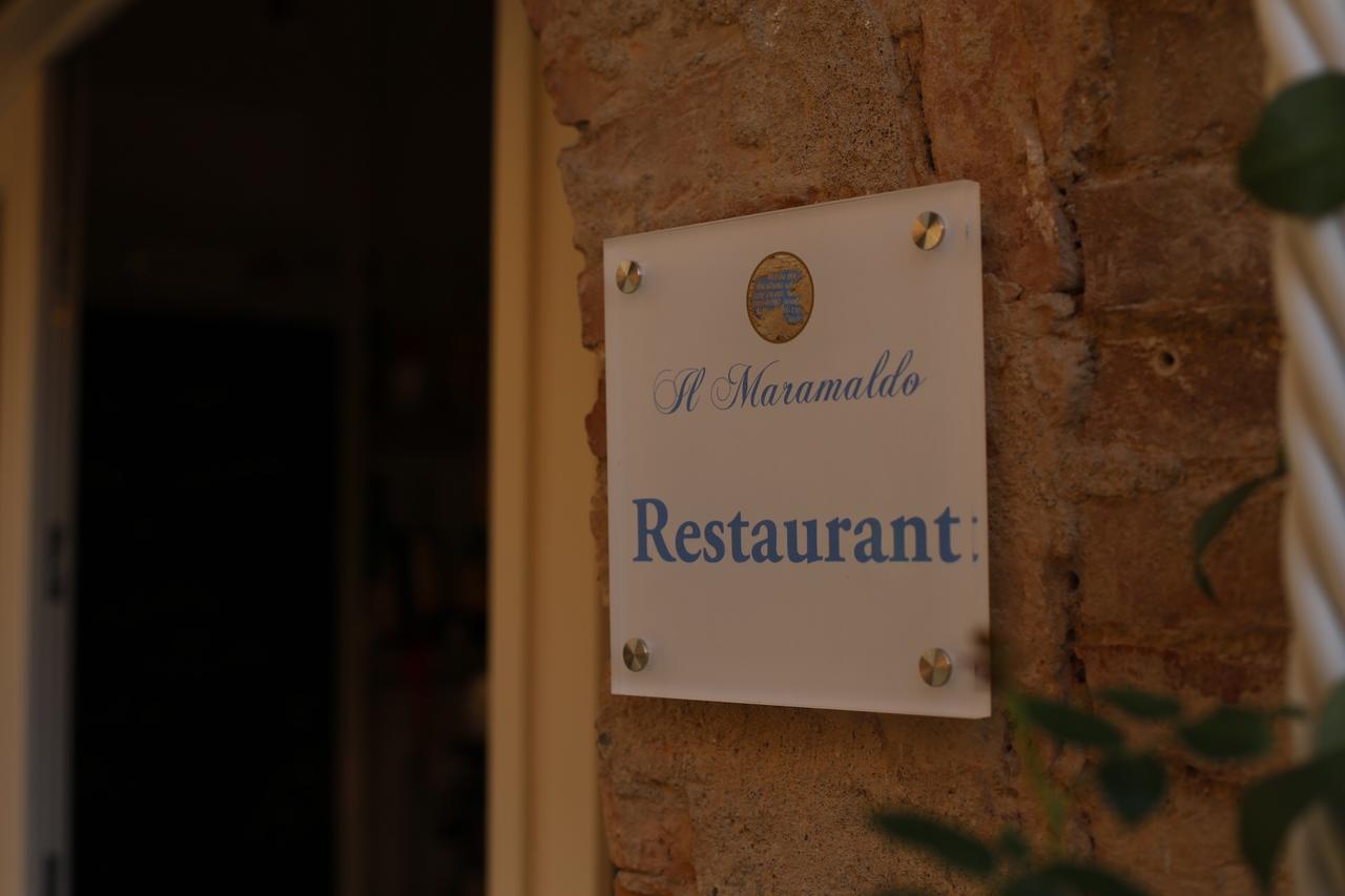 Il Maramaldo Bed&Breakfast-Restaurant Lajatico Exterior photo